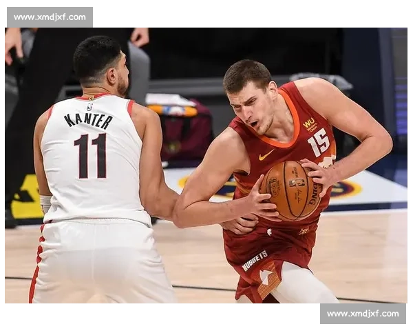 湖人队险胜热火队112比108比分揭示攻防博弈全场焦点 湖人队险胜热火队112比108比分揭示攻防博弈全场焦点