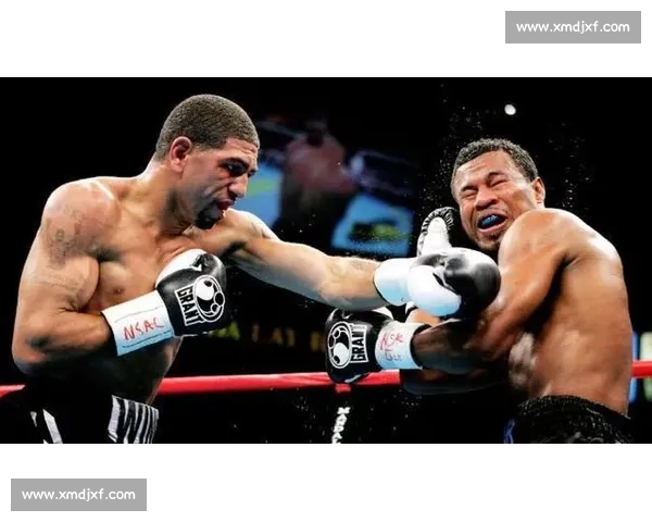 特立尼达德vs莫斯利巅峰对决揭秘拳坛速度与力量之战历史瞬间再现